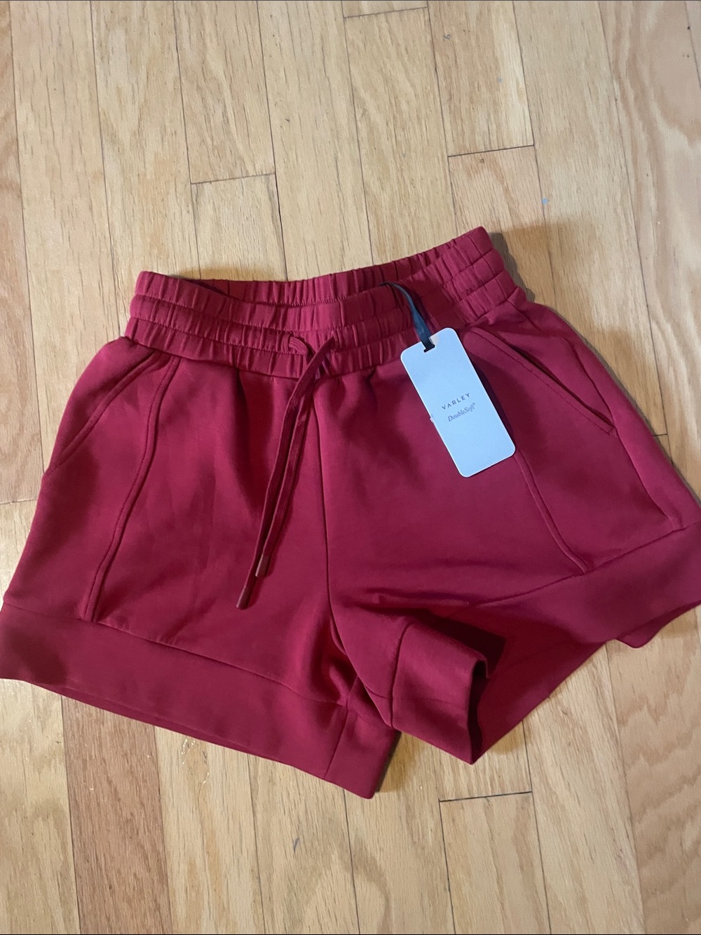 Varley double soft atrium high-rise short 4.5” small new with tags